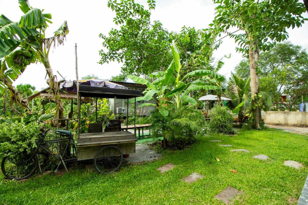 Hotel Oyo 999 Baan Pak Rom Ruen HHQ Esterno foto