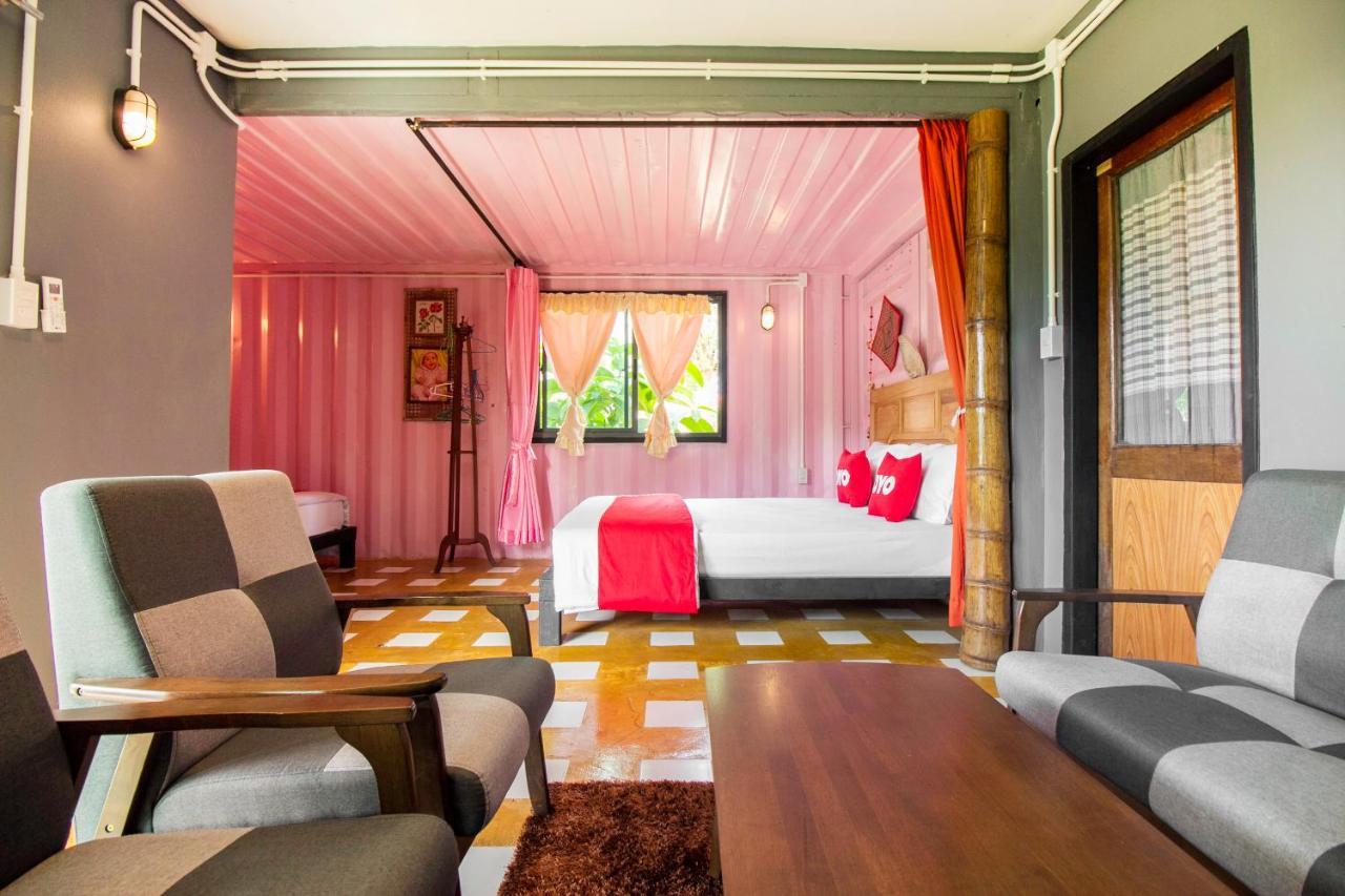 Hotel Oyo 999 Baan Pak Rom Ruen HHQ Esterno foto