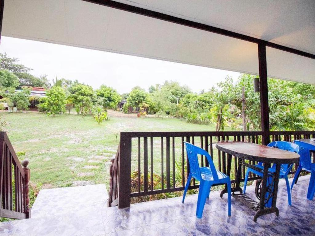 Hotel Oyo 999 Baan Pak Rom Ruen HHQ Esterno foto