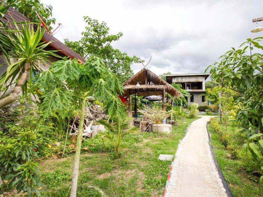 Hotel Oyo 999 Baan Pak Rom Ruen HHQ Esterno foto