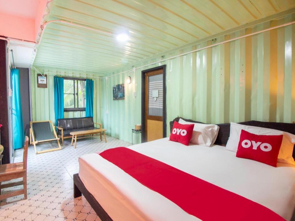 Hotel Oyo 999 Baan Pak Rom Ruen HHQ Esterno foto