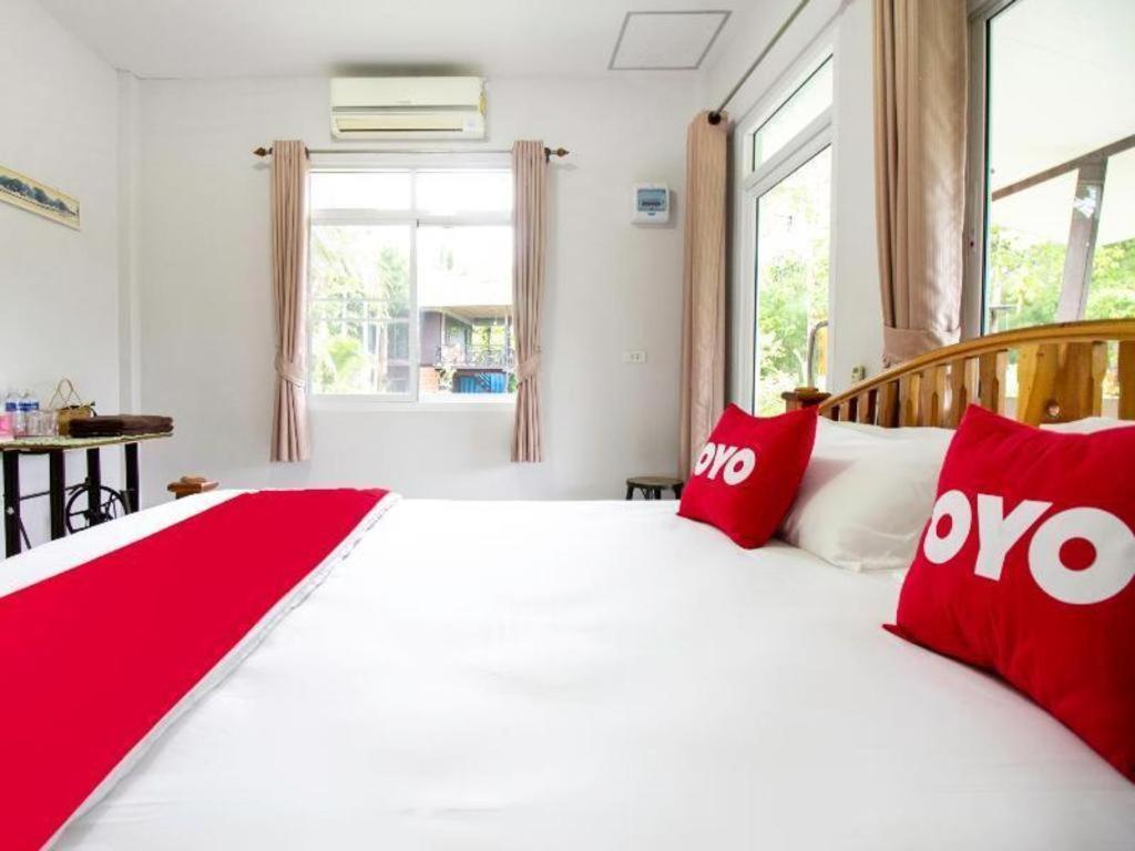 Hotel Oyo 999 Baan Pak Rom Ruen HHQ Esterno foto