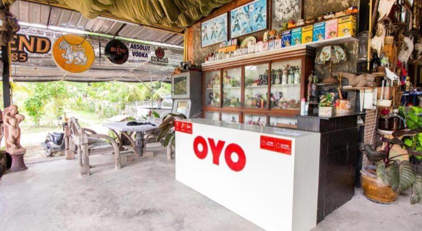 Hotel Oyo 999 Baan Pak Rom Ruen HHQ Esterno foto