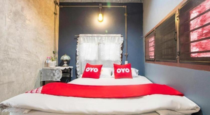 Hotel Oyo 999 Baan Pak Rom Ruen HHQ Esterno foto