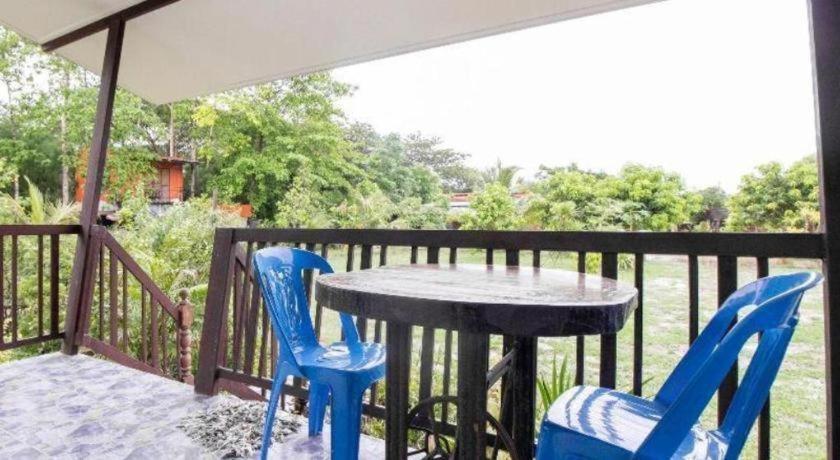 Hotel Oyo 999 Baan Pak Rom Ruen HHQ Esterno foto