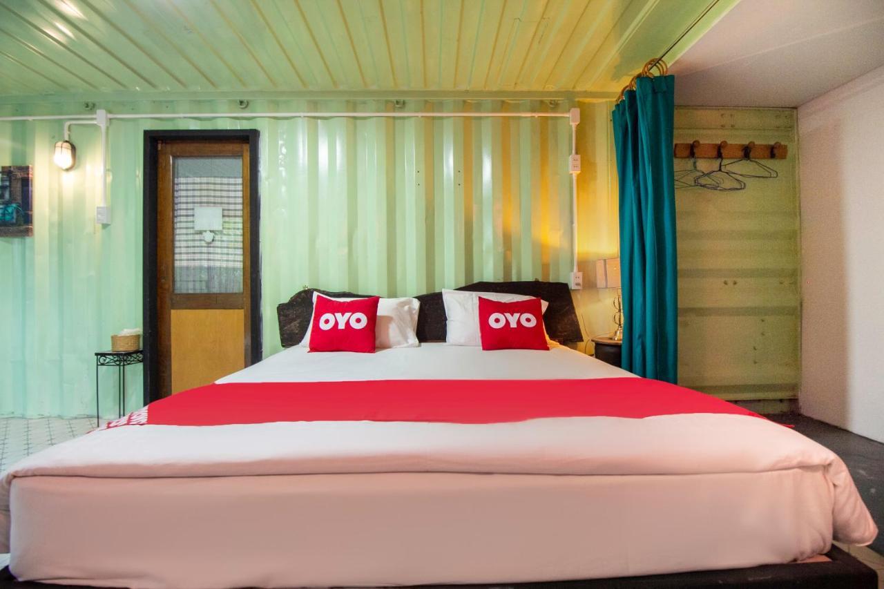Hotel Oyo 999 Baan Pak Rom Ruen HHQ Esterno foto